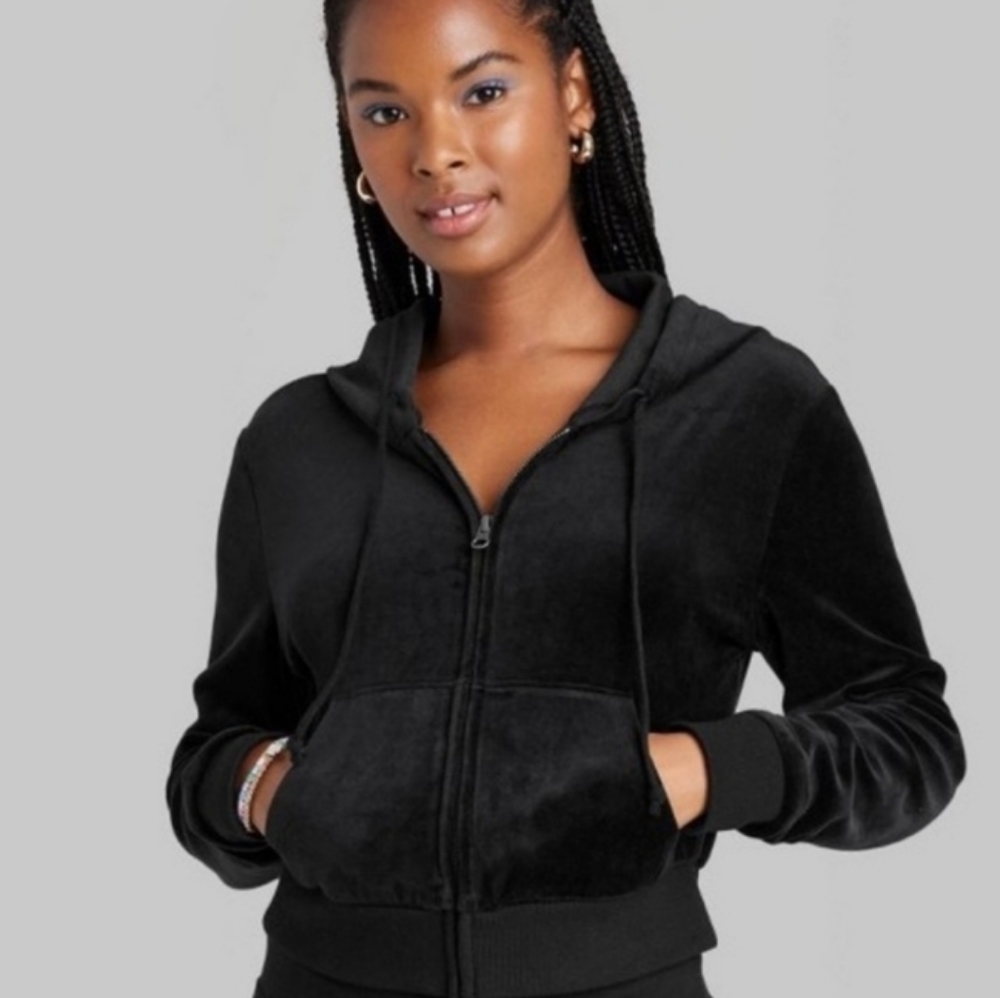 Brand New w tags Wild Fable Black Velour Zip Up Jacket Size L